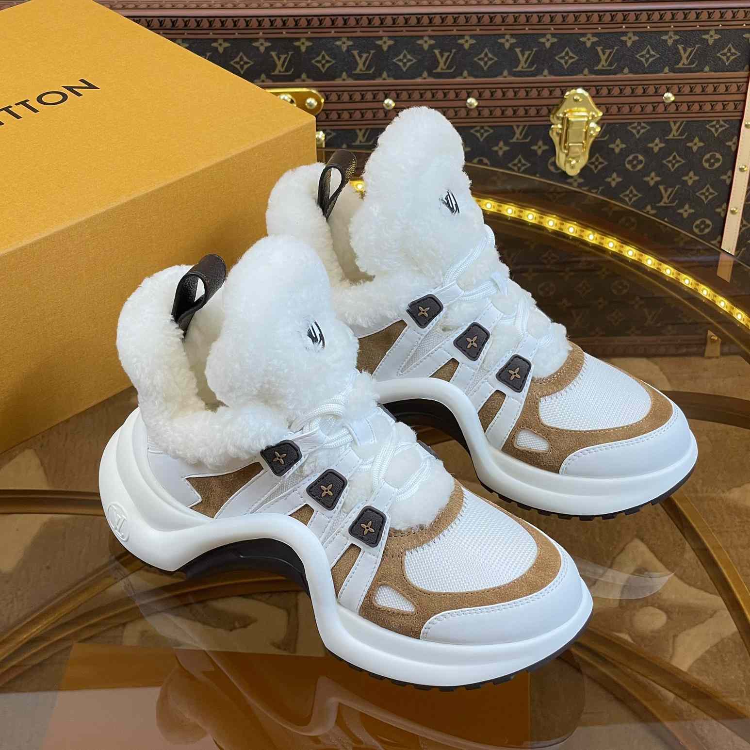 Louis Vuitton LV Archlight Sneaker       1AACQM - DesignerGu