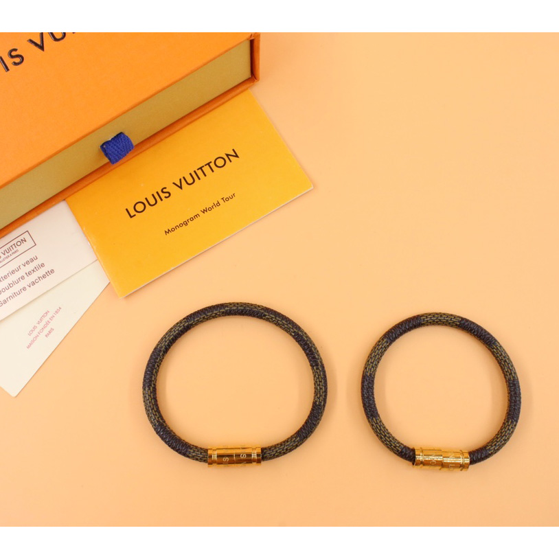 Louis Vuitton LV Confidential Bracelet - DesignerGu