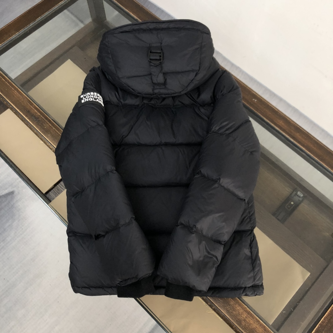 Burberry Hooded Quilted Nylon Down Jacket With Detachable Sleeves - DesignerGu