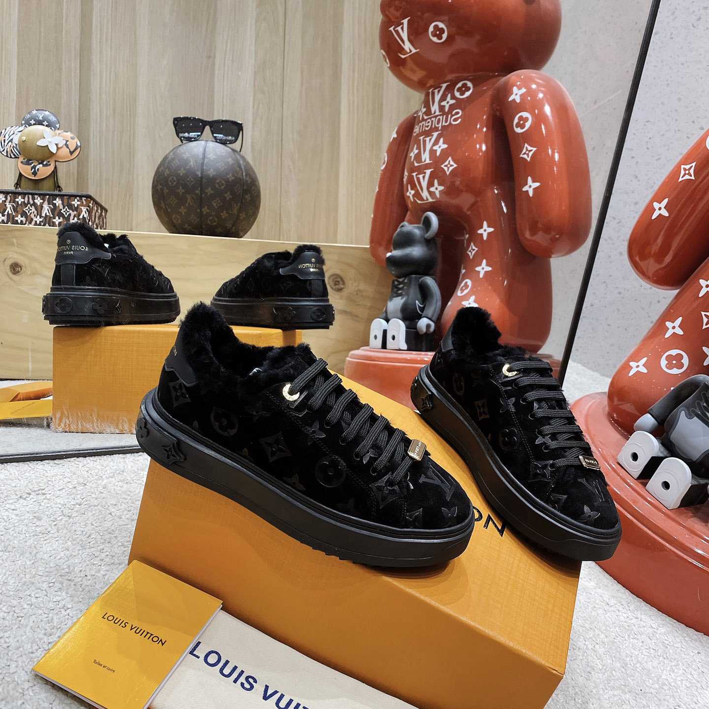 Louis Vuitton Time Out Sneakers - DesignerGu