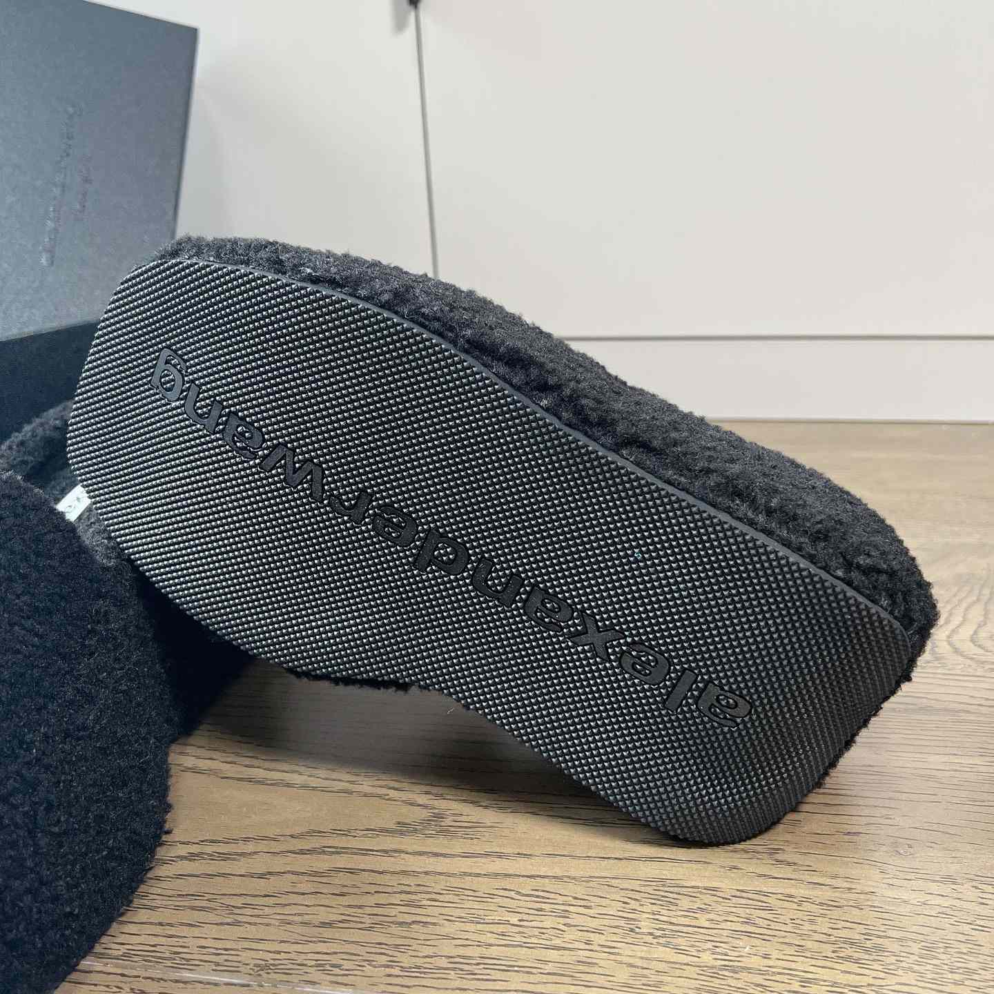 Alexander Wang Slide - DesignerGu