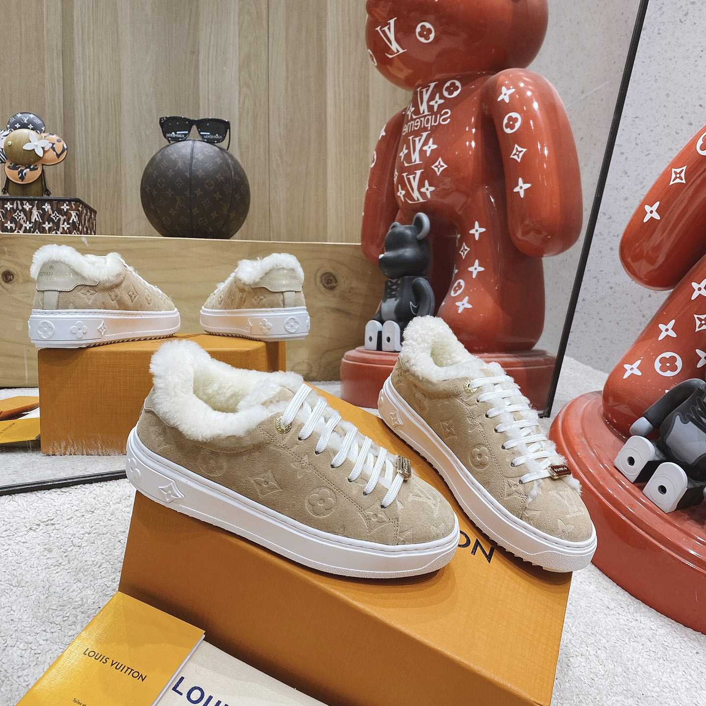 Louis Vuitton Time Out Sneakers - DesignerGu