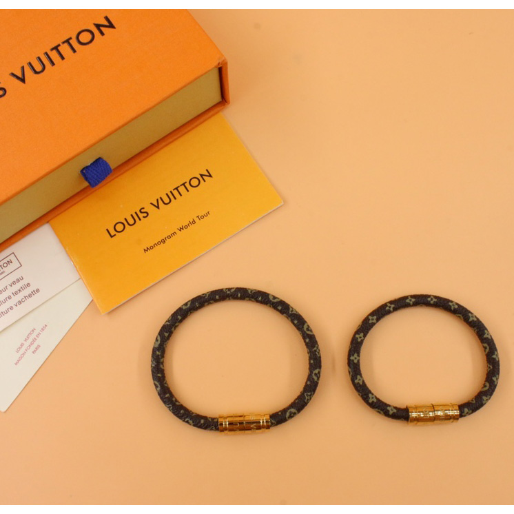 Louis Vuitton LV Confidential Bracelet - DesignerGu