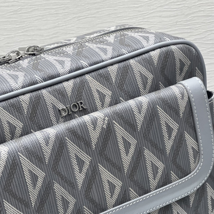 Dior Hit The Road Messenger Bag (26-21-8 cm) - DesignerGu