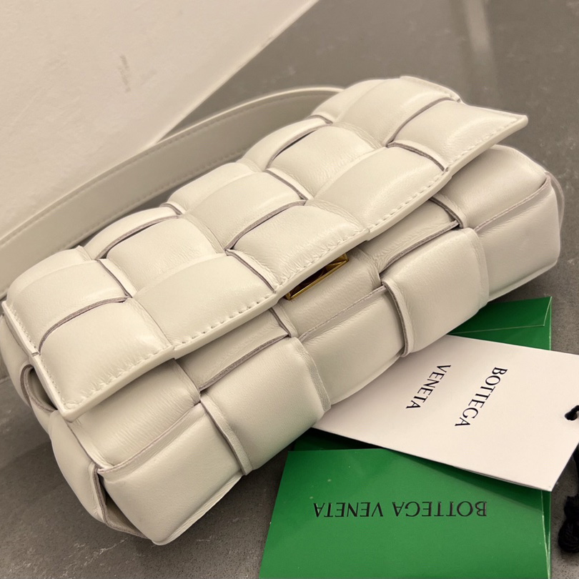 Bottega Veneta Small Padded Cassette - DesignerGu