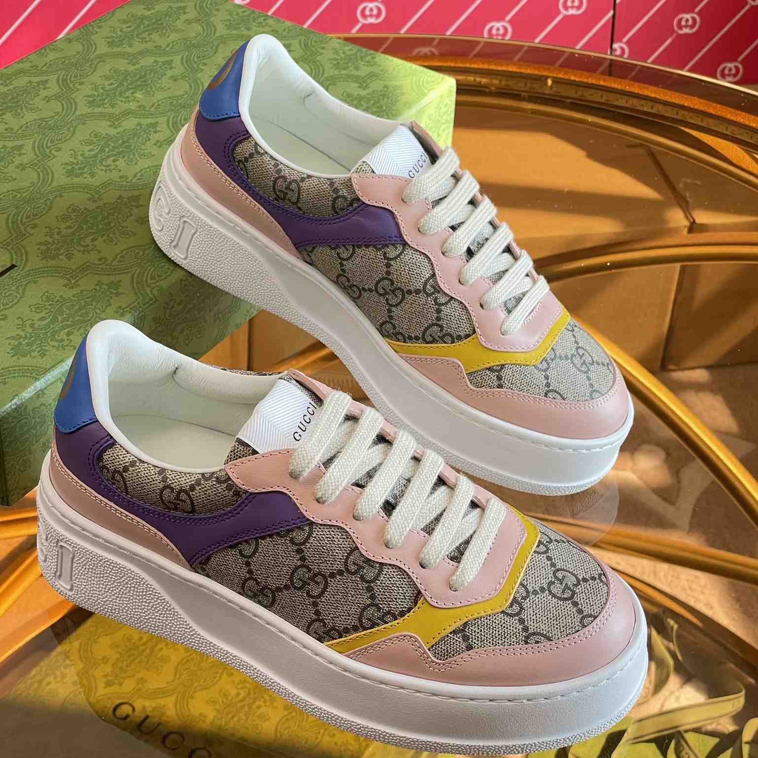 Gucci Women's GG Sneaker - DesignerGu