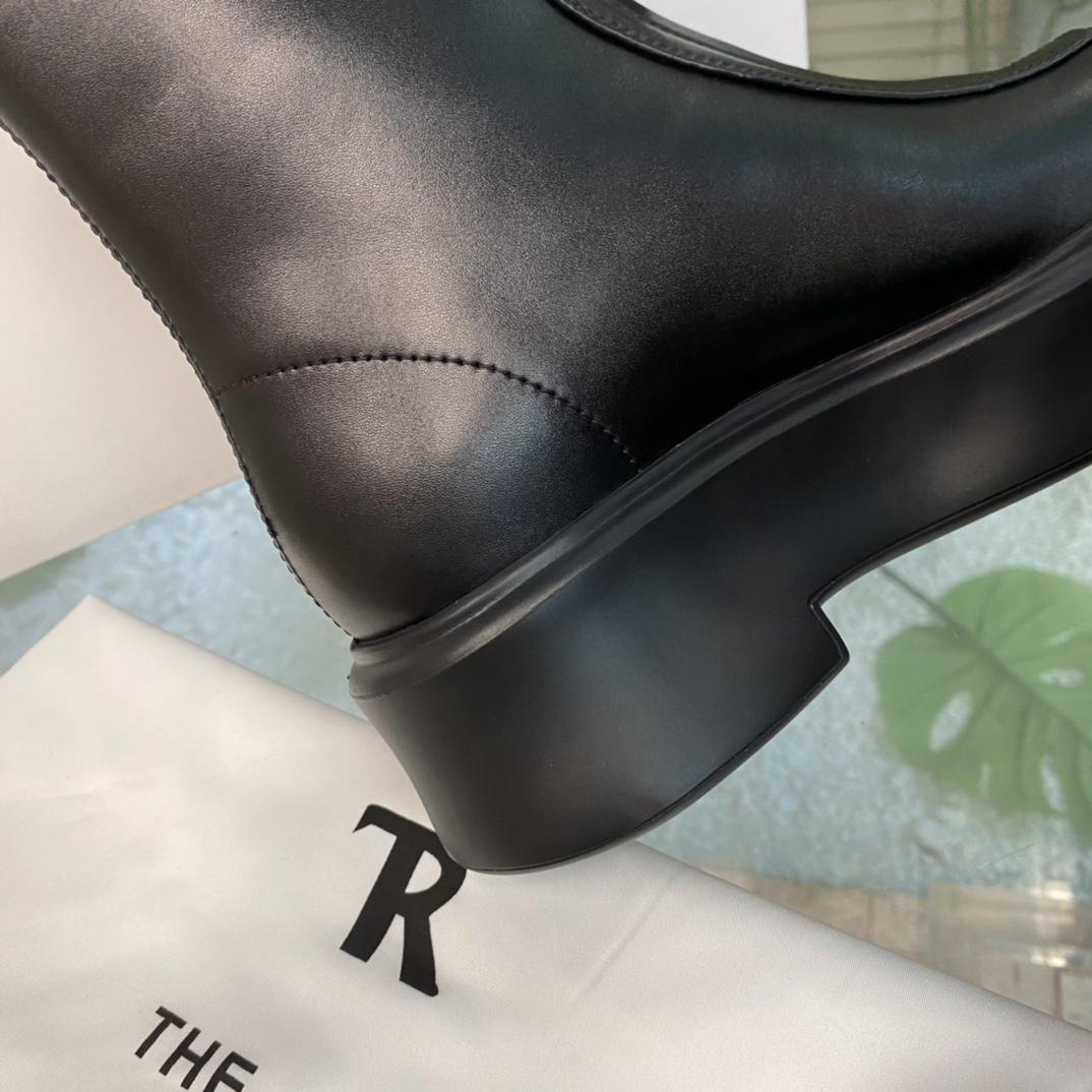 The Row Zipped Boot 1 In Leather - DesignerGu