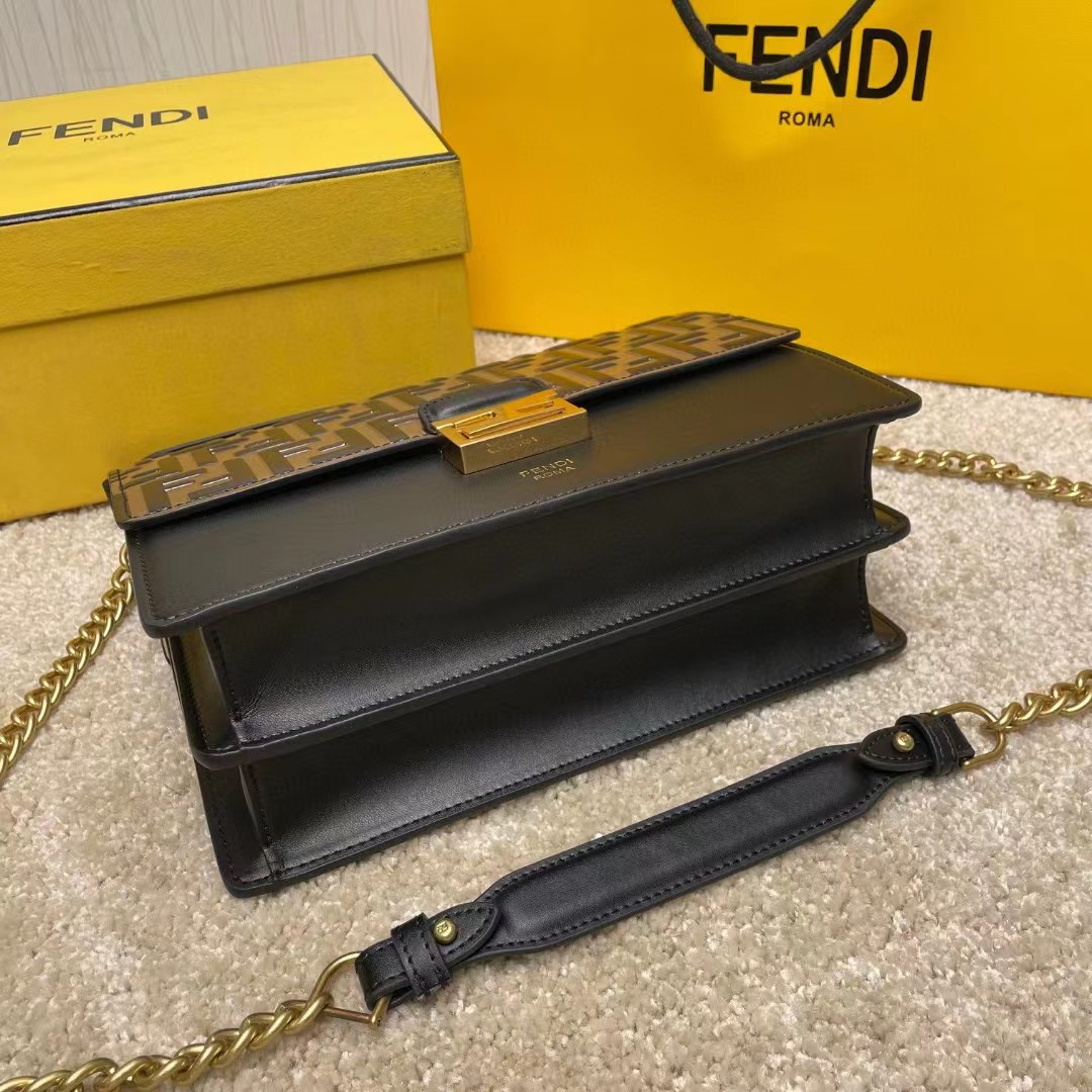 Fendi Kan I Black Leather Bag (25-17-10cm)   - DesignerGu