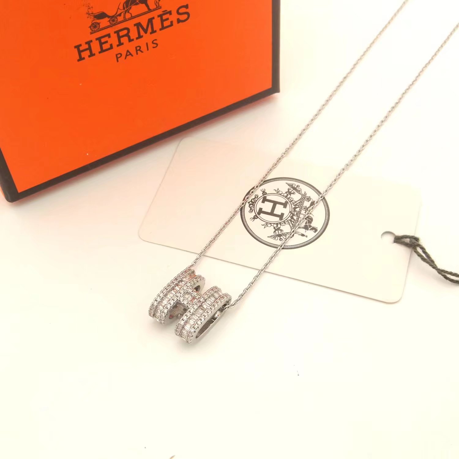 Hermes Necklace - DesignerGu