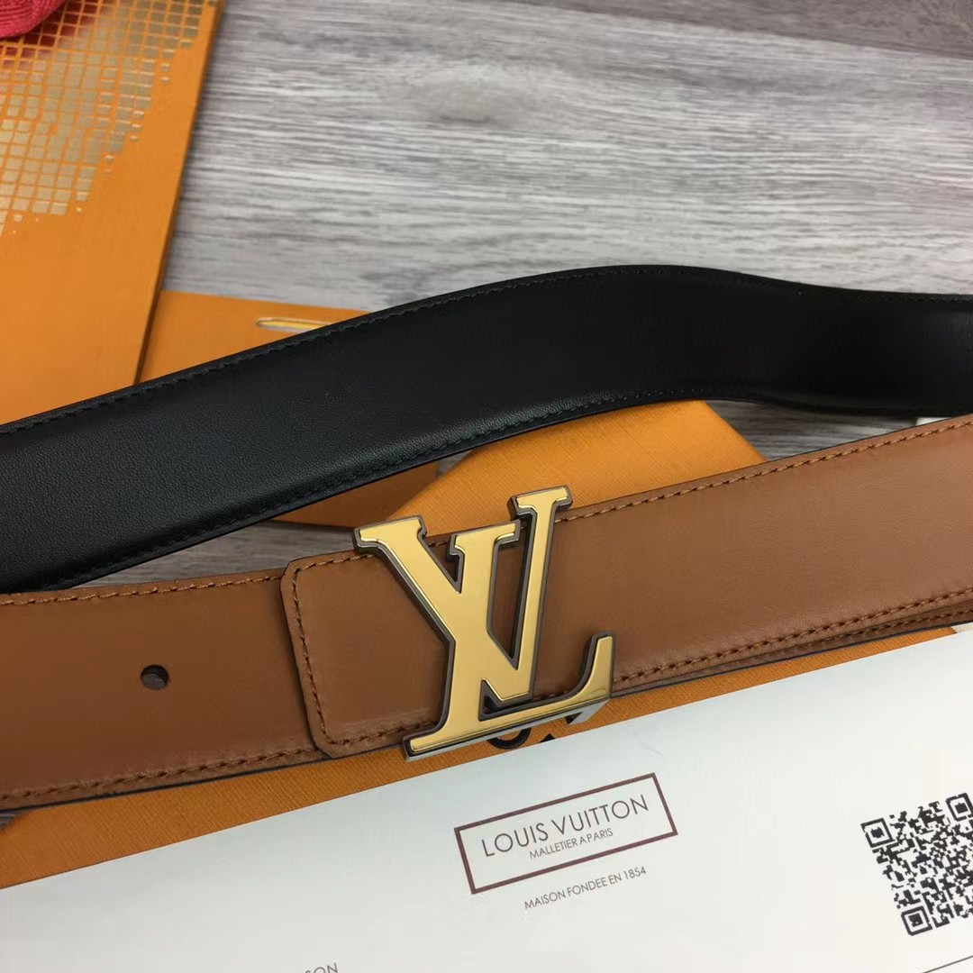 Louis Vuitton Rays 40mm Reversible Belt   M0630U - DesignerGu