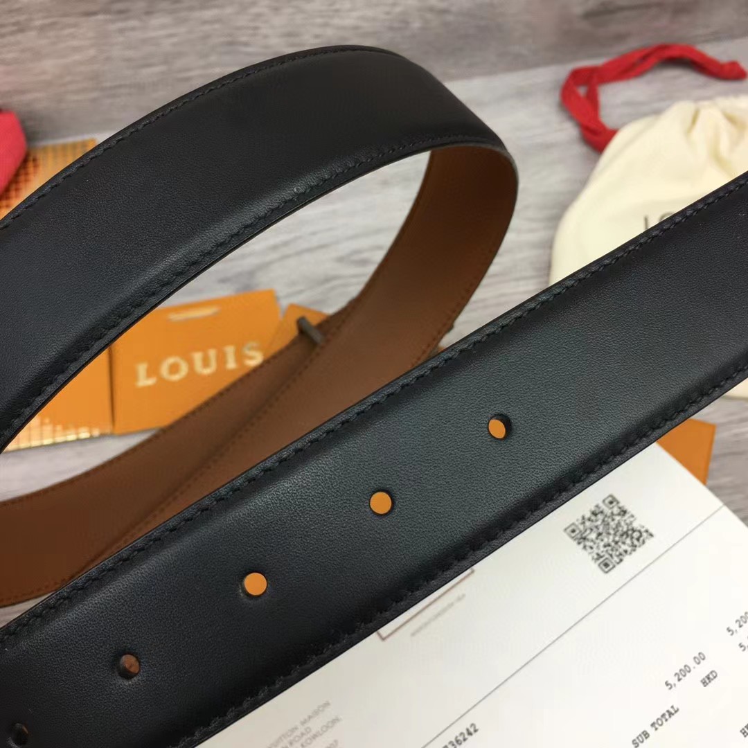 Louis Vuitton Rays 40mm Reversible Belt   M0630U - DesignerGu