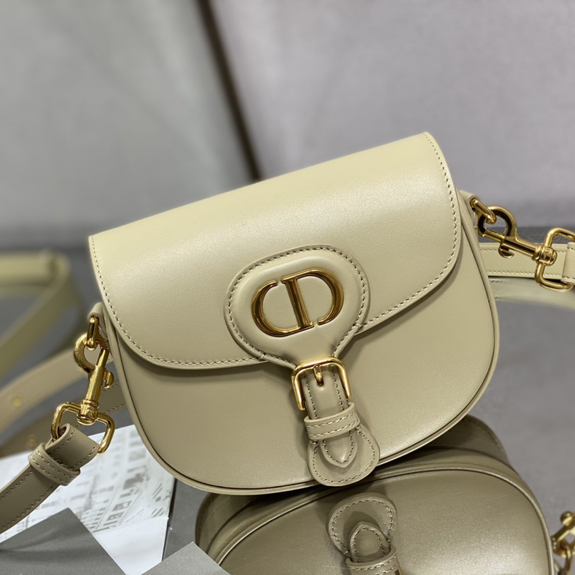 Dior Small Dior Bobby Bag(18-14-5cm) - DesignerGu