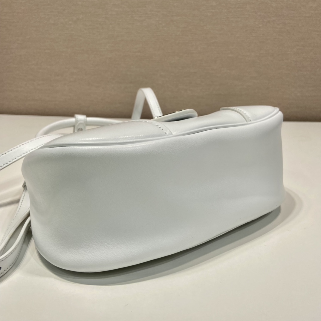 Prada Moon Re-Nylon And Leather Bag(22.5-16-7.5cm) - DesignerGu