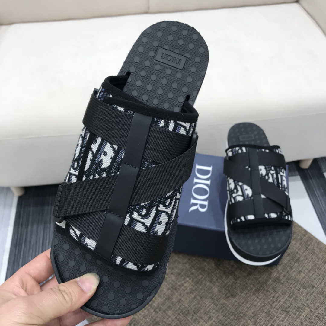 Dior D-Wander Slide  - DesignerGu