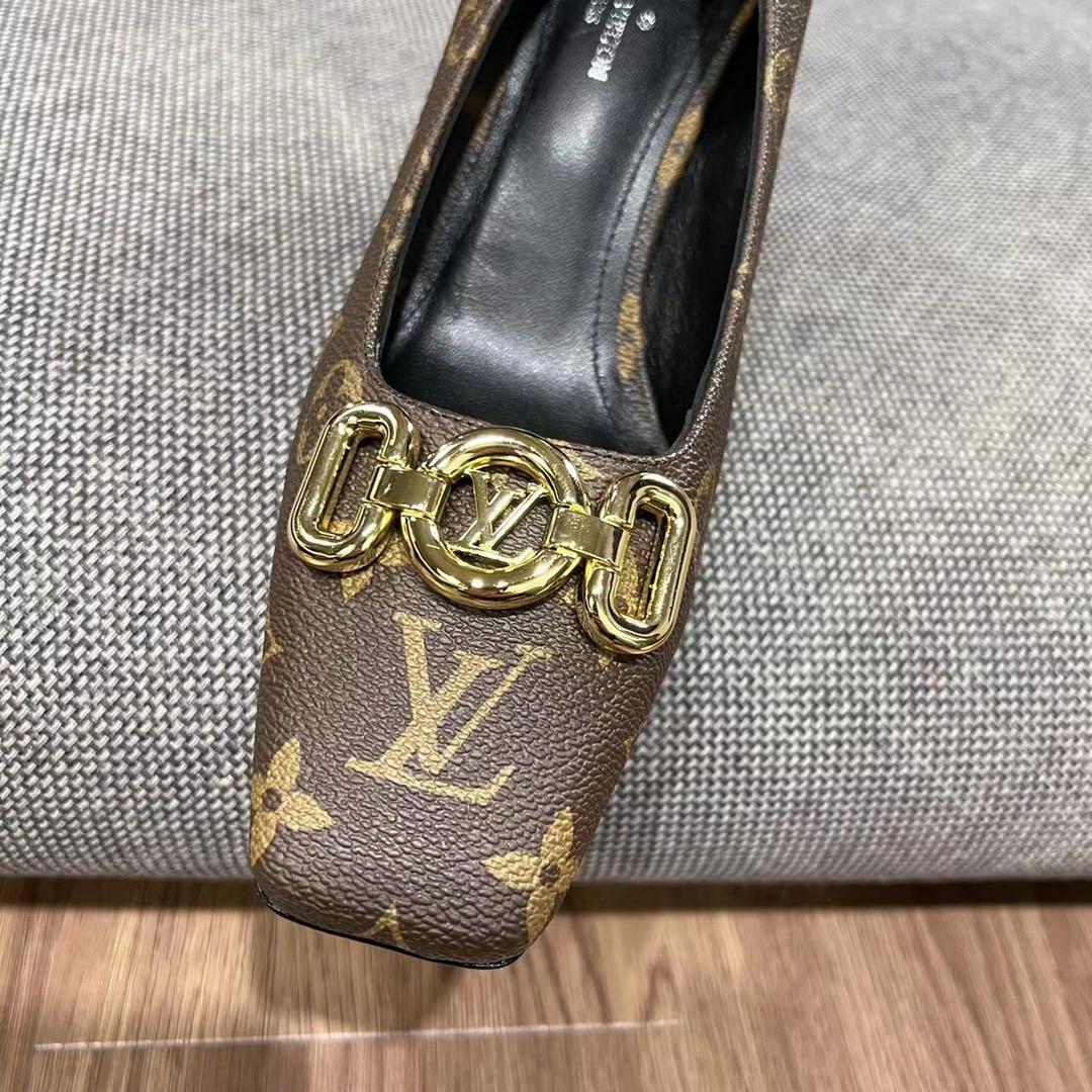 Louis Vuitton Revolving Cliff    - DesignerGu