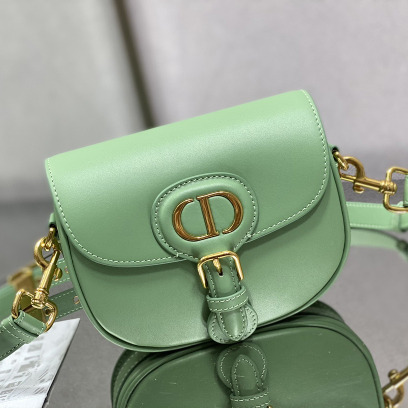 Dior Small Dior Bobby Bag(18-14-5cm) - DesignerGu