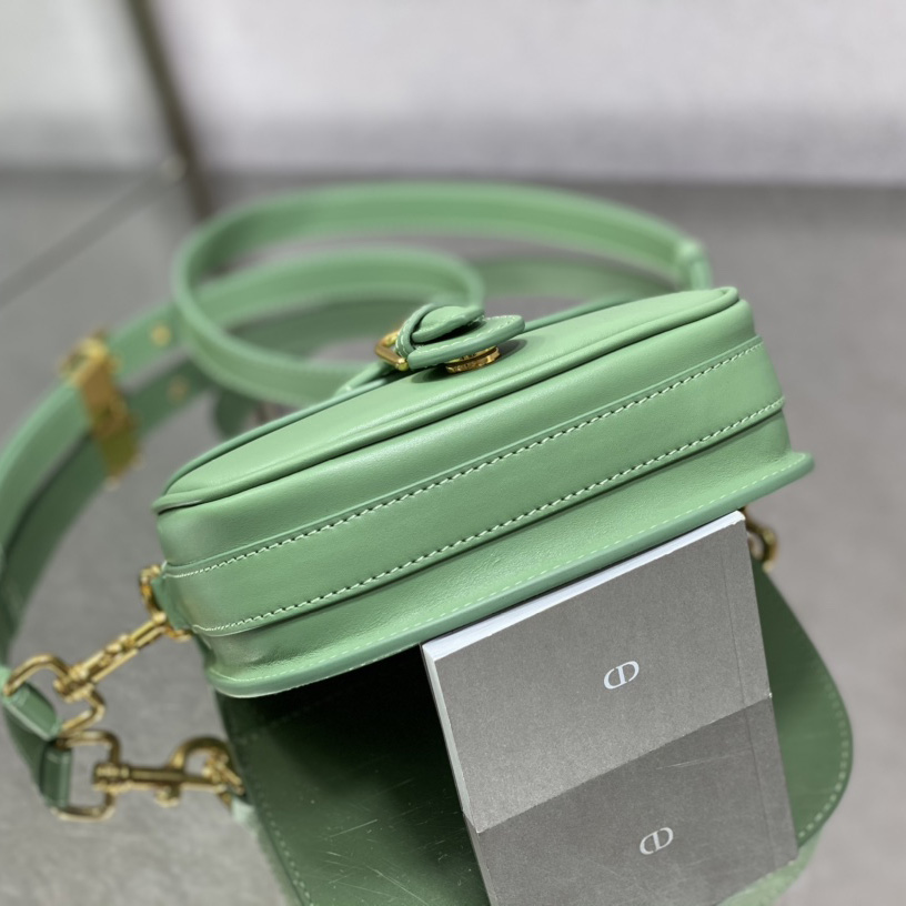 Dior Small Dior Bobby Bag(18-14-5cm) - DesignerGu