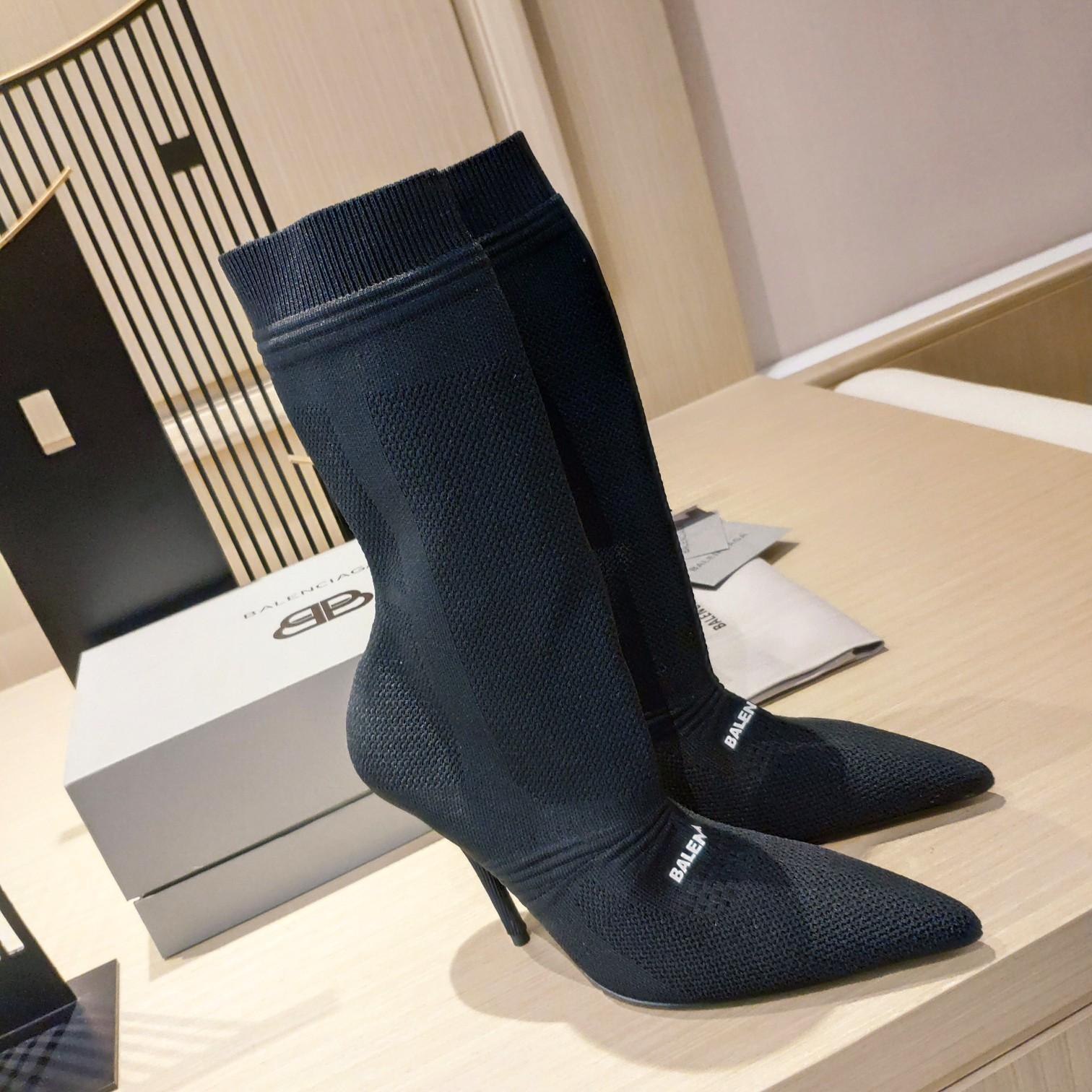 Balenciaga Boot In Black  - DesignerGu