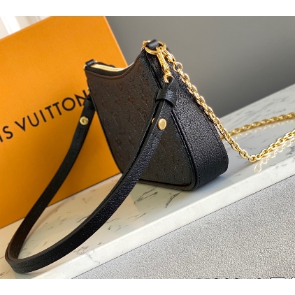 Louis Vuitton Easy Pouch On Strap  (19-11.5-3cm) M80349 - DesignerGu