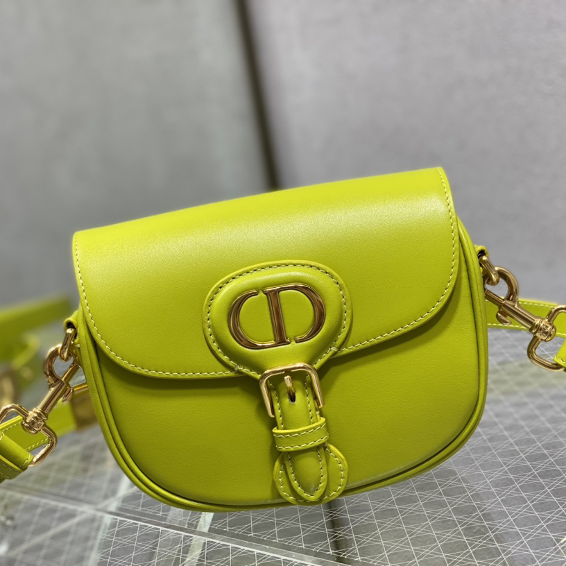 Dior Small Dior Bobby Bag(18-14-5cm) - DesignerGu