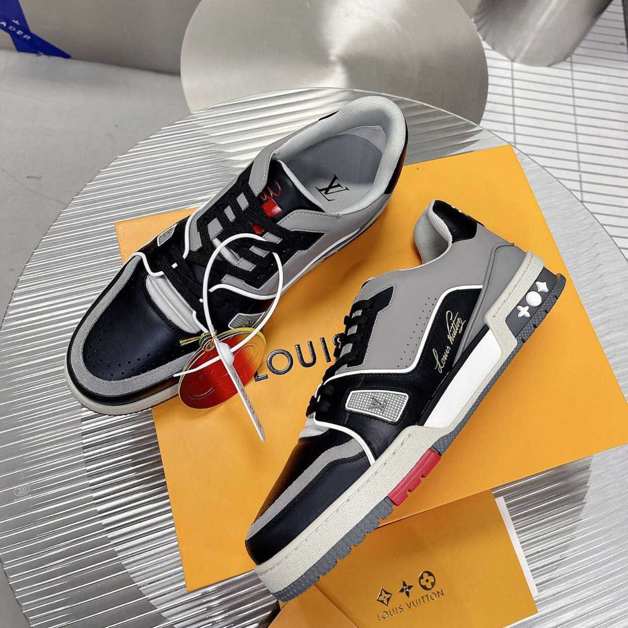 Louis Vuitton Trainer Sneaker (Upon UK Size) - DesignerGu