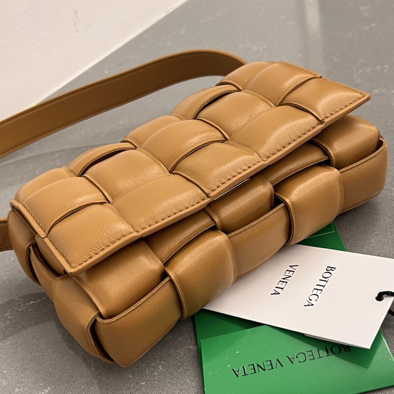 Bottega Veneta Small Padded Cassette - DesignerGu