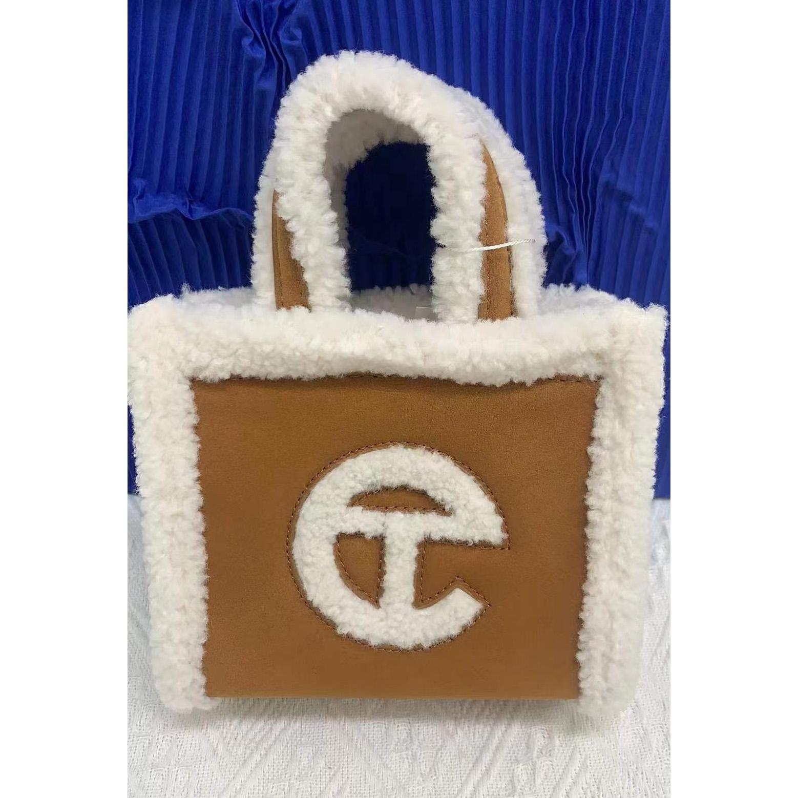 Telfar x UGG Shopping Bag(17-12-8cm)   - DesignerGu