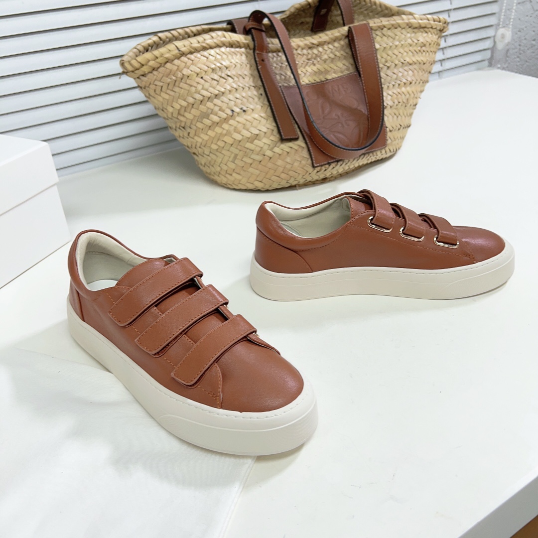 The Row Dean Strappy Sneaker In Leather - DesignerGu