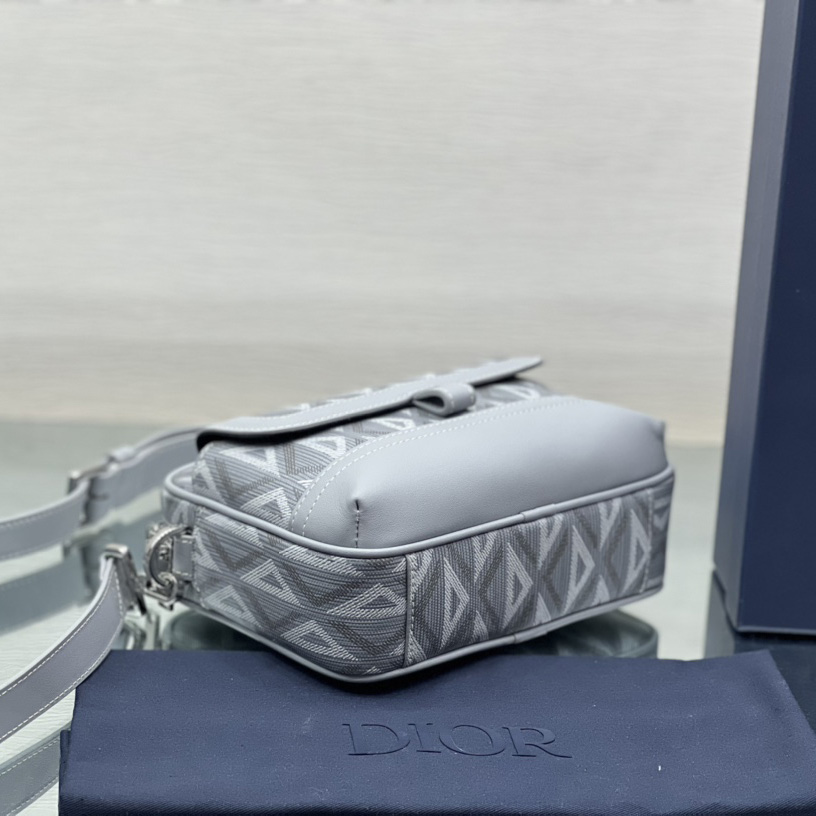 Dior Hit The Road Messenger Pouch(20.5-15-7 cm) - DesignerGu