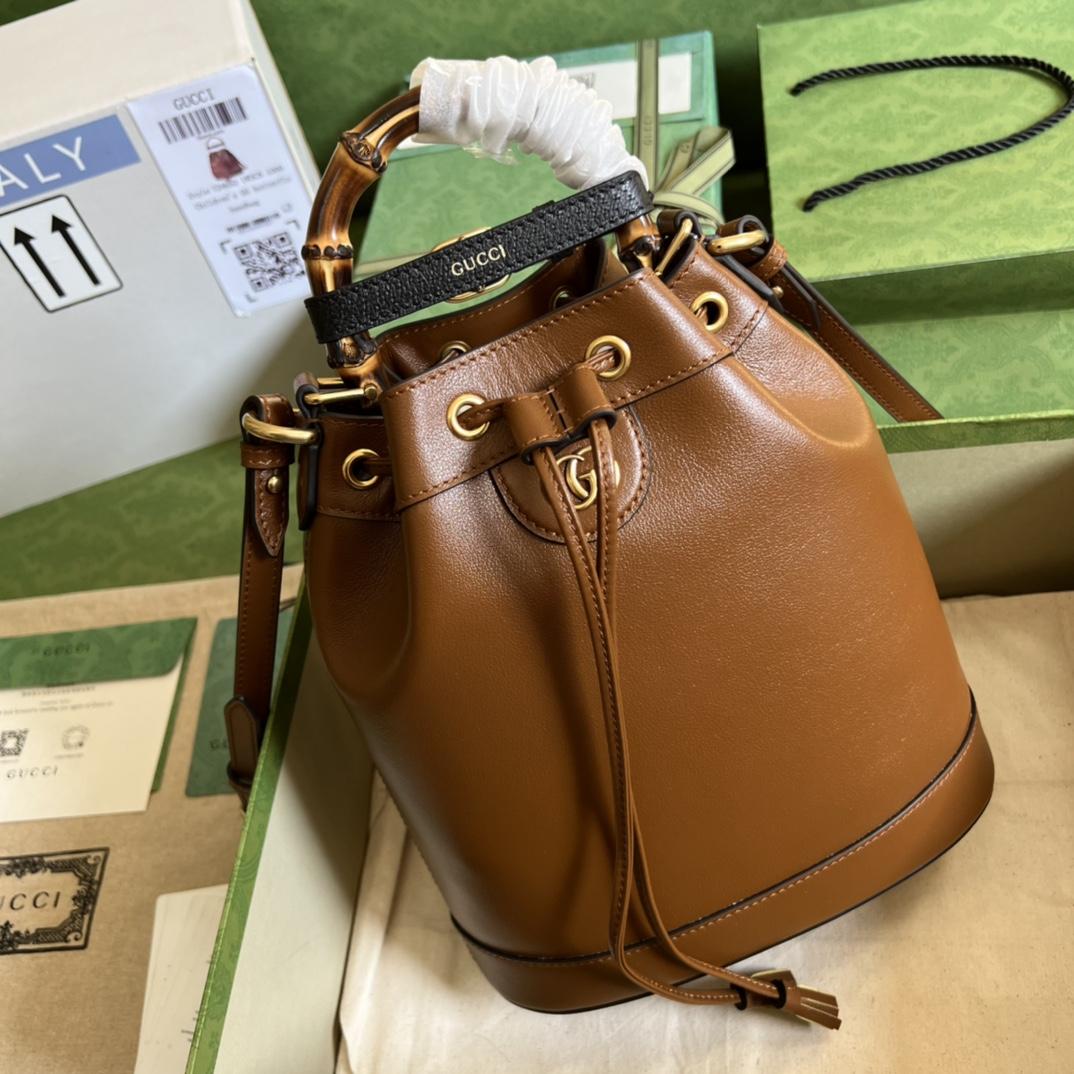 Gucci Diana Small Bucket Bag (23.5-38-10.5cm) - DesignerGu