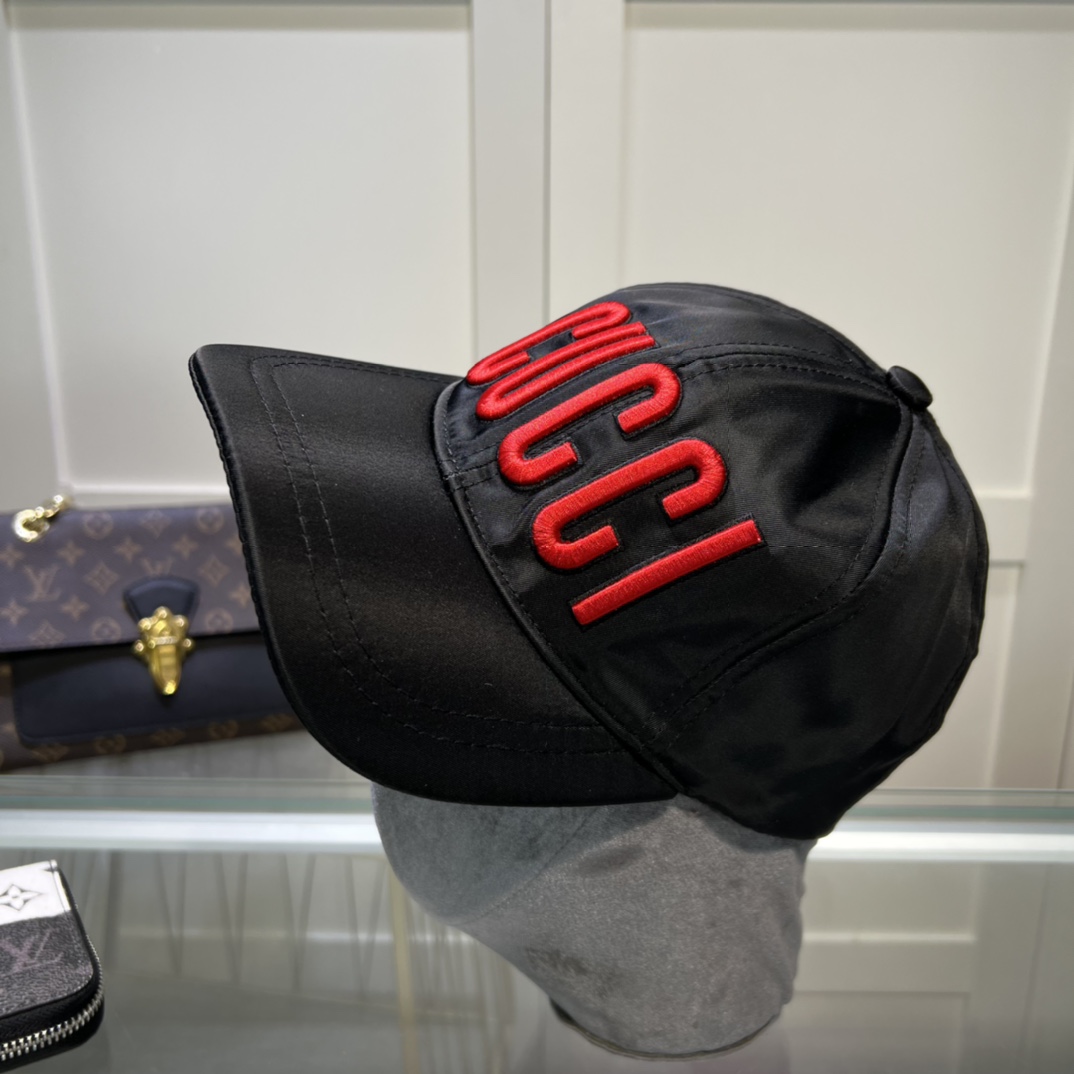 Gucci Baseball Hat - DesignerGu