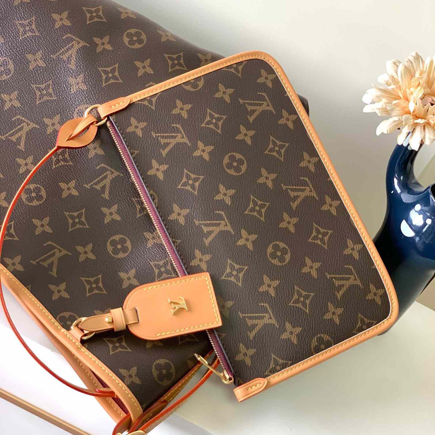 Louis Vuitton Carryall MM (39-30-15cm)     M46197 - DesignerGu