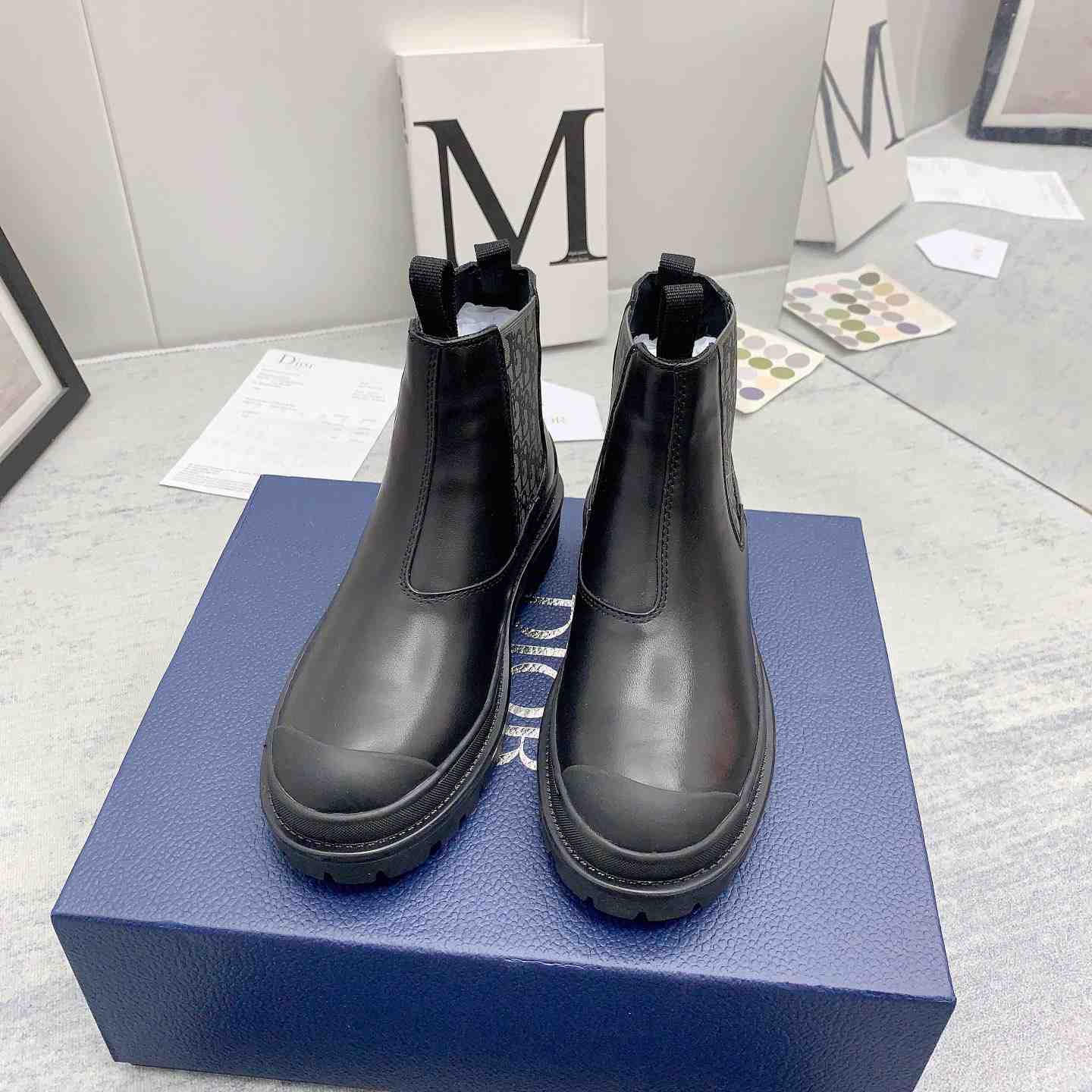 Dior Explorer Chelsea Boot - DesignerGu