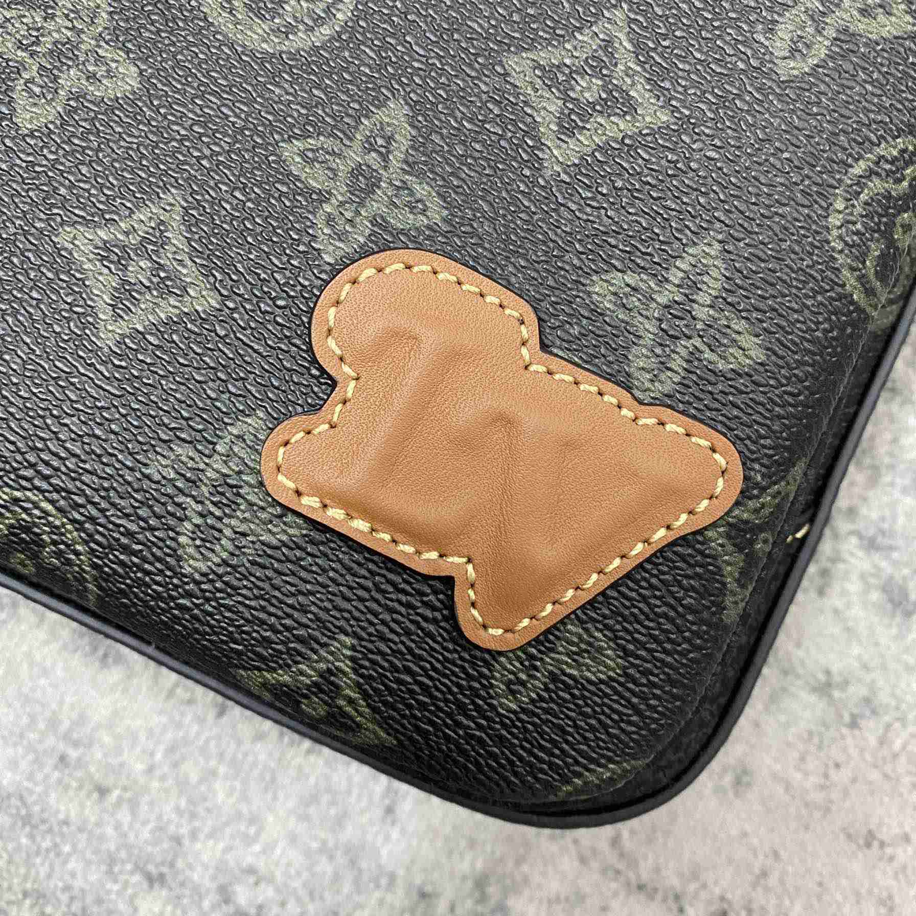 Louis Vuitton Trio Messenger(25-18.5-7cm)   M46340 - DesignerGu