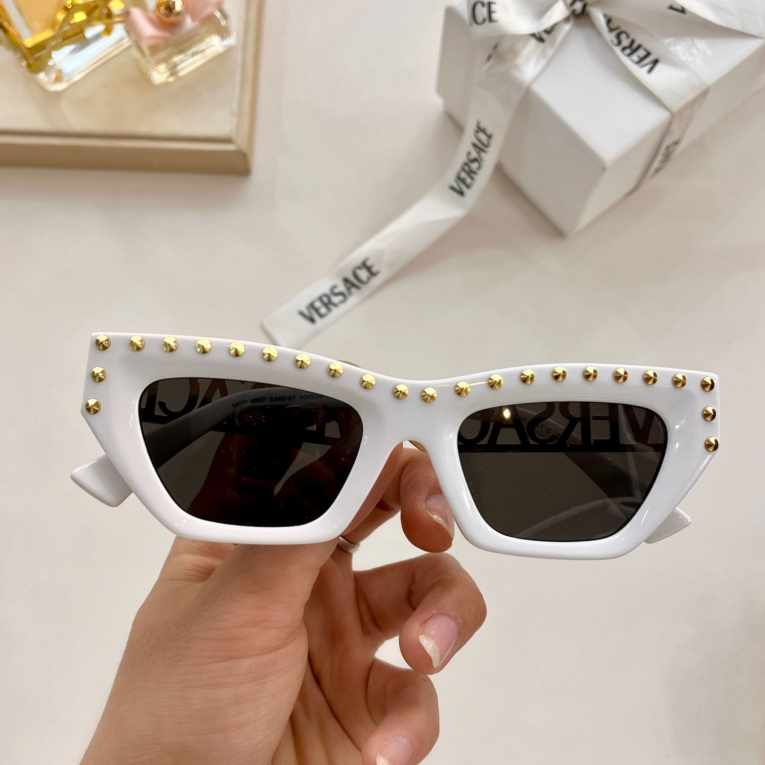 Versace 90s Vintage Logo Cat-Eye Sunglasses     VE4967  - DesignerGu