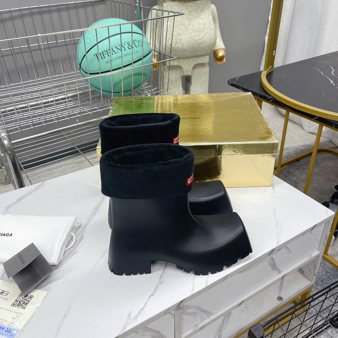 Balenciaga x Hunrer Trooper Rubber Boot  - DesignerGu