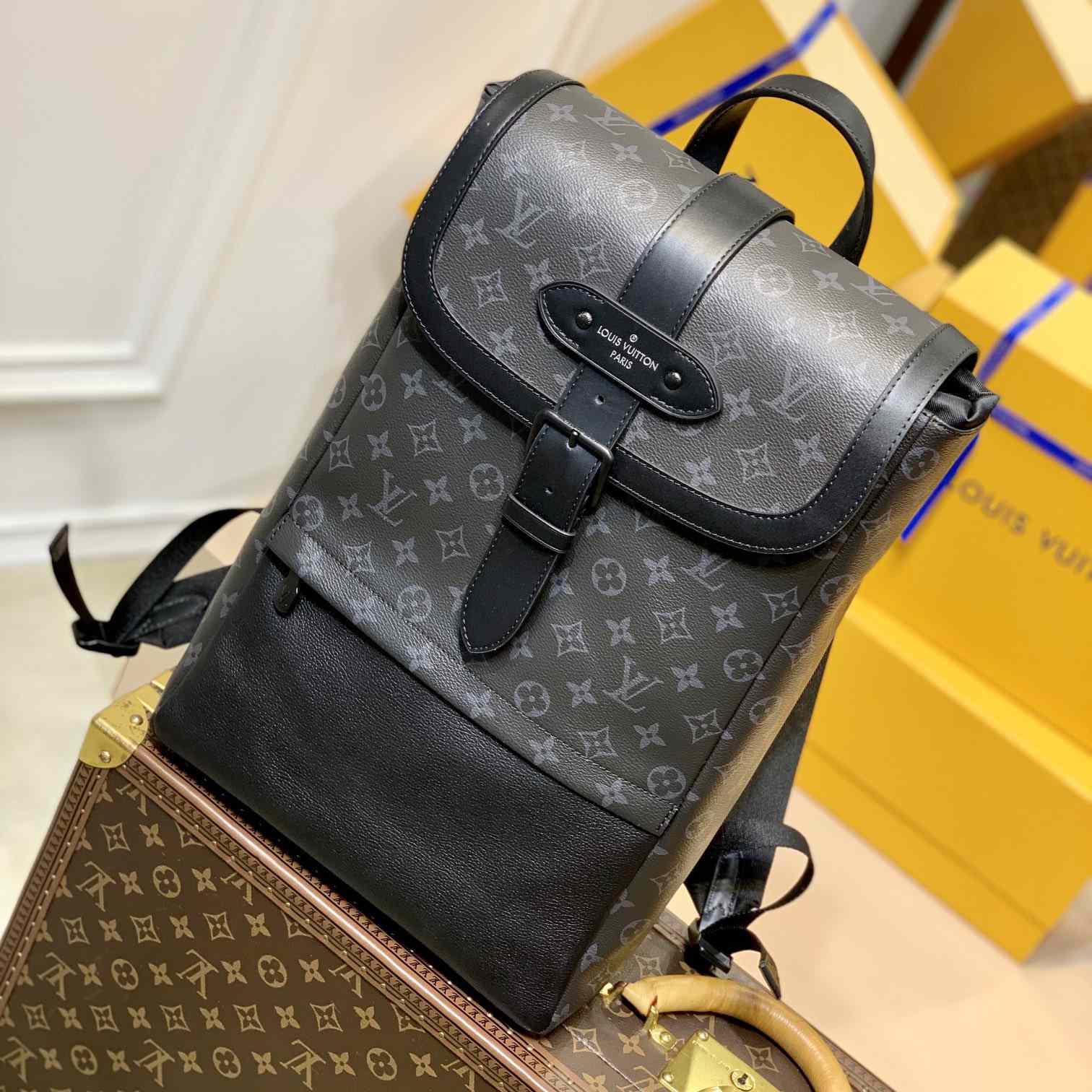 Louis Vuitton  Saumur Backpack(27-42-13cm)  M45913 - DesignerGu