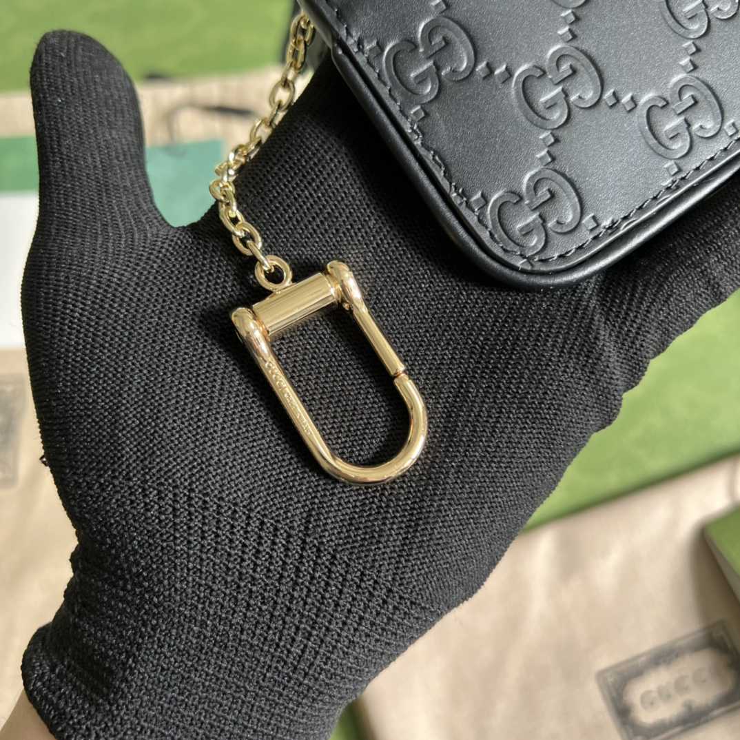 Gucci Signature Key Case(12-7.5-1.5cm) - DesignerGu