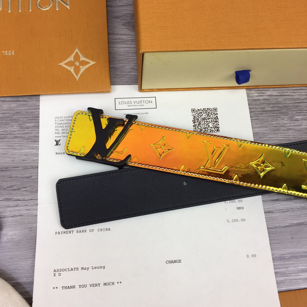 Louis Vuitton 40MM Reversible Belt - DesignerGu