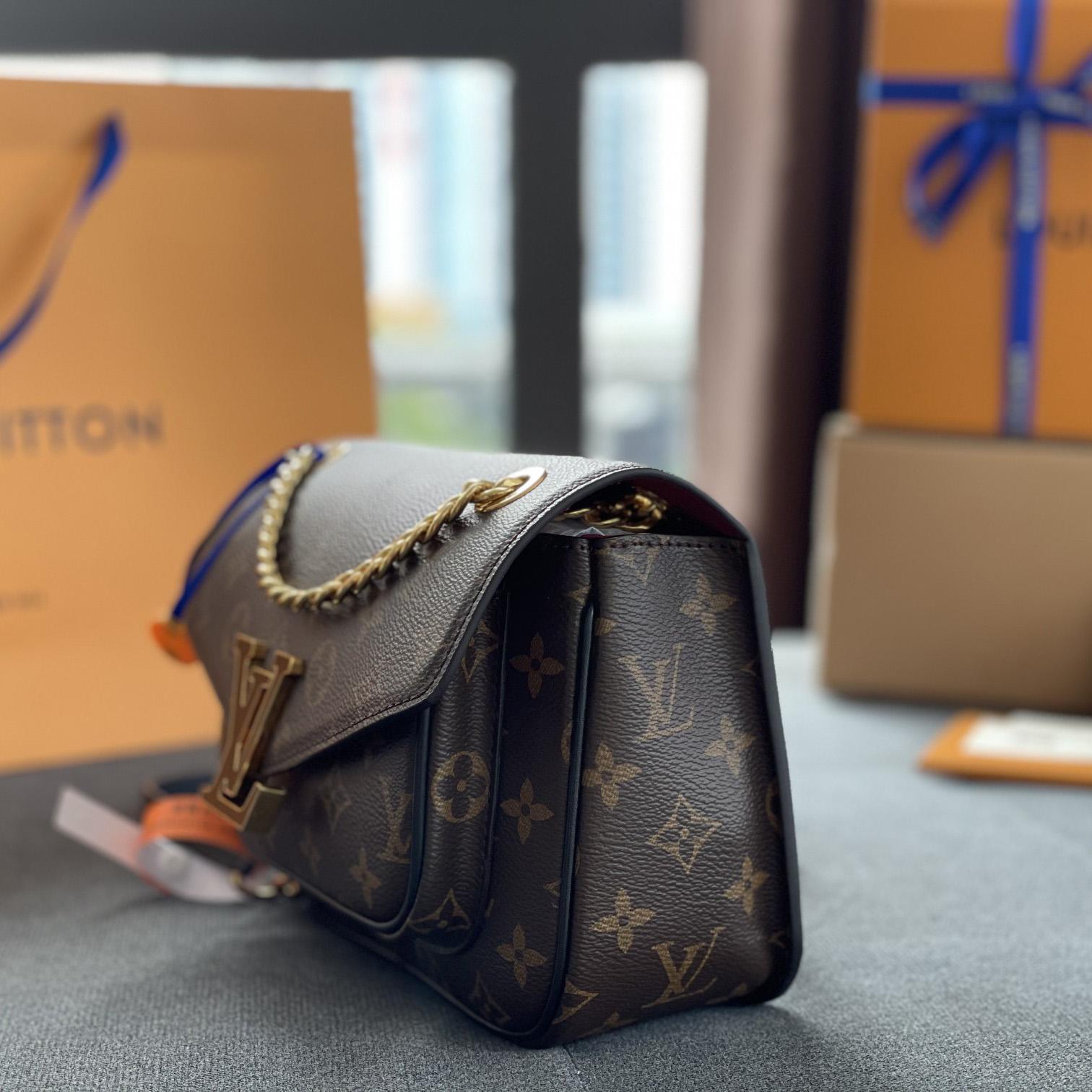 Louis Vuitton Passy(24-17-12cm)   M45592 - DesignerGu