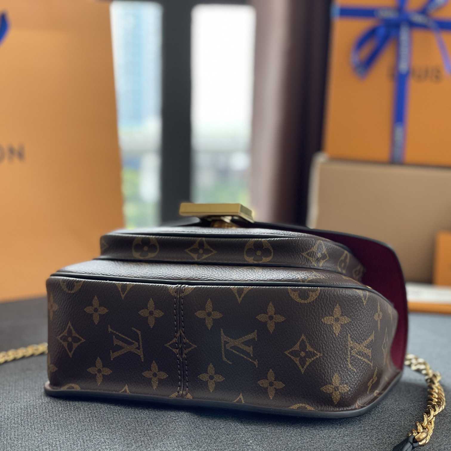 Louis Vuitton Passy(24-17-12cm)   M45592 - DesignerGu