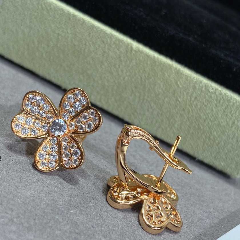 Van Cleef & Arpels Earrings - DesignerGu