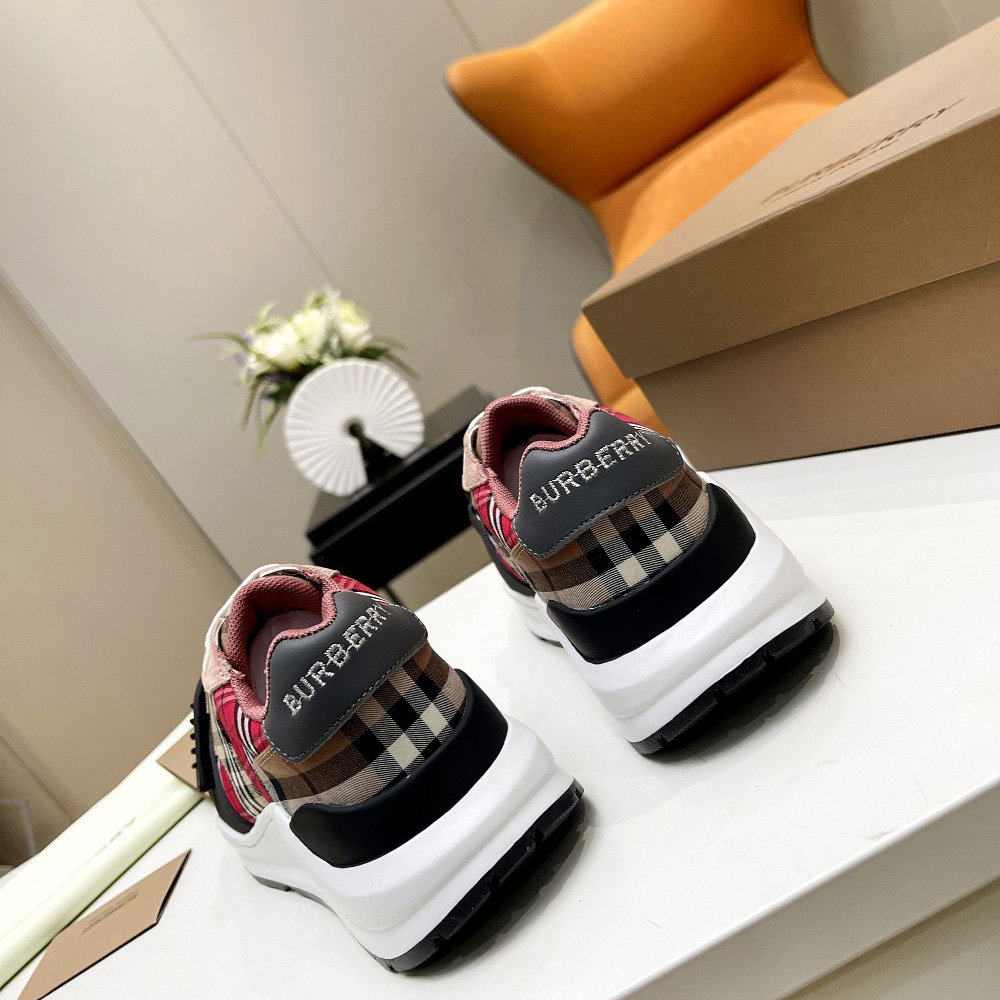 Burberry Vintage Contrast Check And Leather Sneakers - DesignerGu