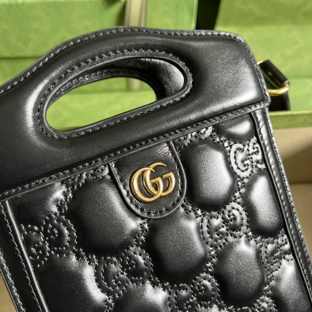 Gucci GG Matelassé Top Handle Mini Bag(14-23-4.5cm)   - DesignerGu