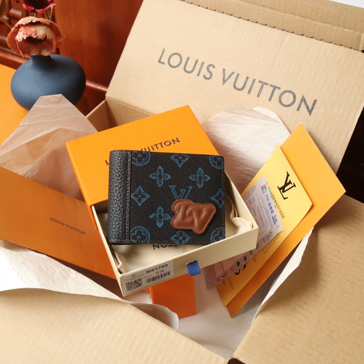 Louis Vuitton Slender Wallet (11-8.5-2cm)   M81821 - DesignerGu