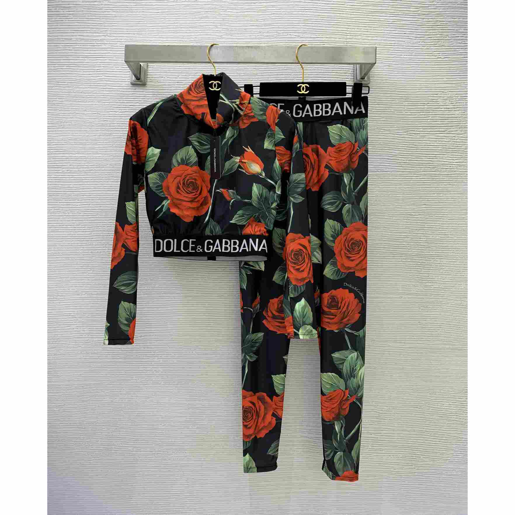 Dolce & Gabbana Floral Silk-Blend Charmeuse Leggings & High Neck Top - DesignerGu