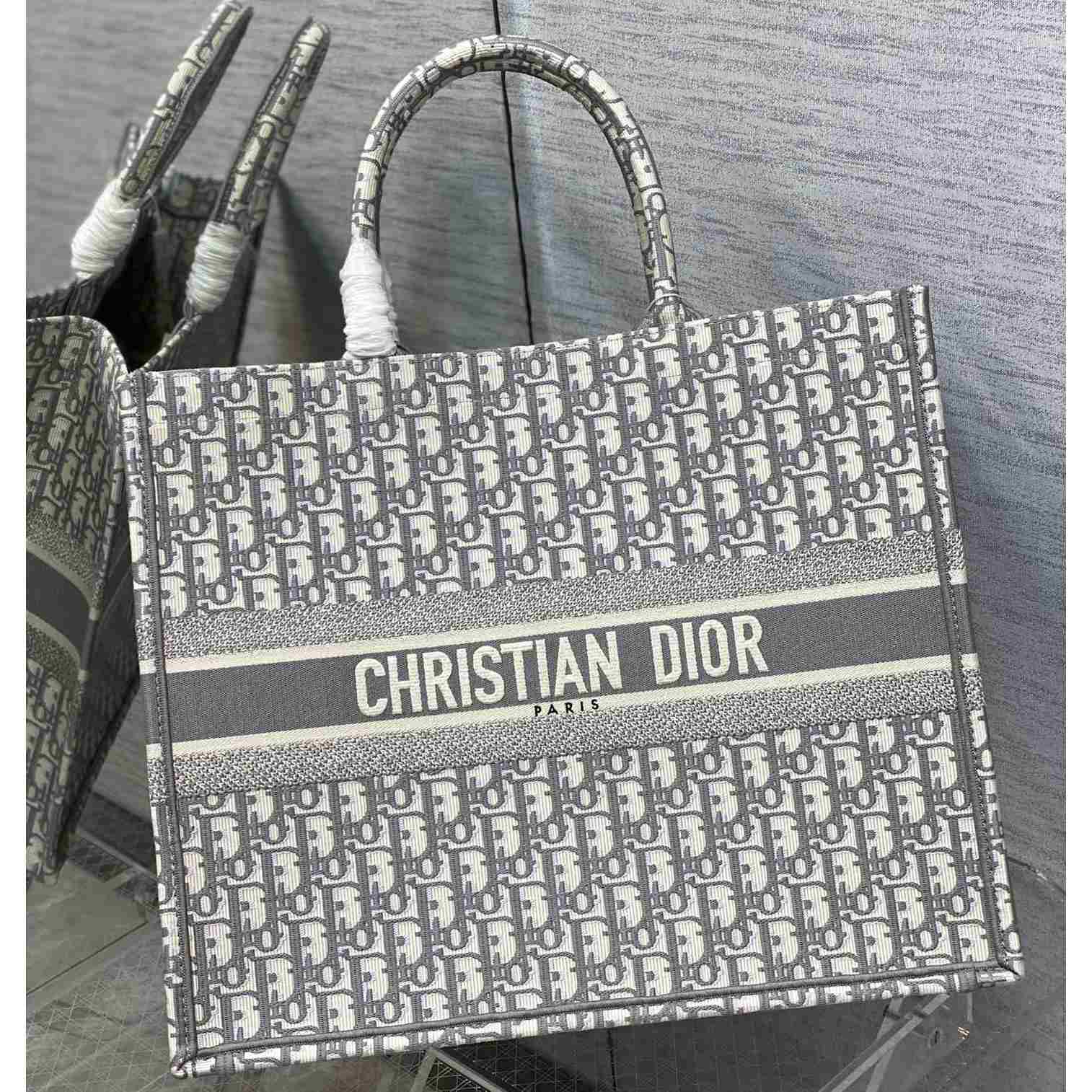 Dior Large Dior Book Tote - DesignerGu