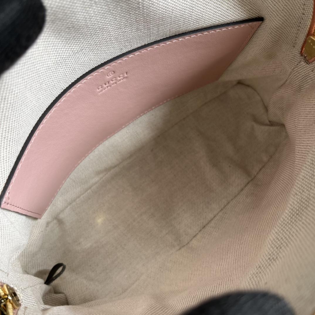 Gucci GG Matelassé Small Bag(23.5*19*8cm) - DesignerGu