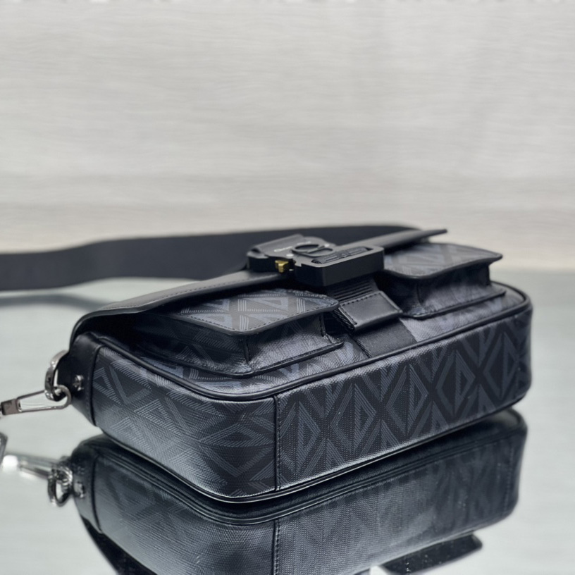 Dior Hit The Road Bag With Strap - DesignerGu