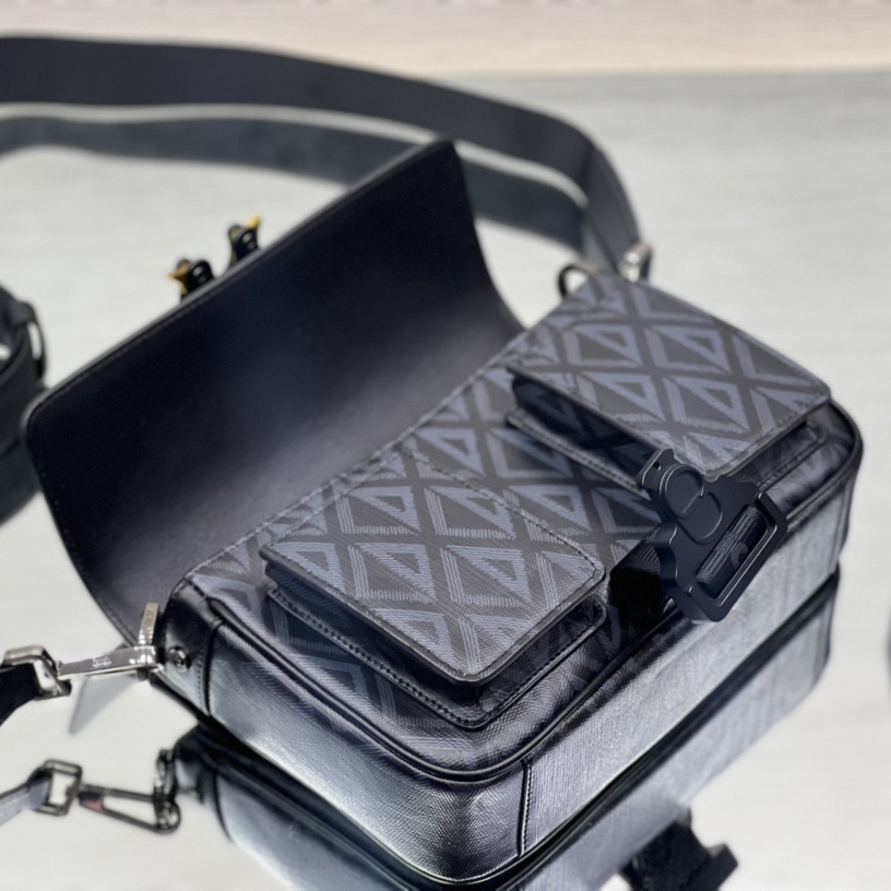 Dior Hit The Road Bag With Strap - DesignerGu